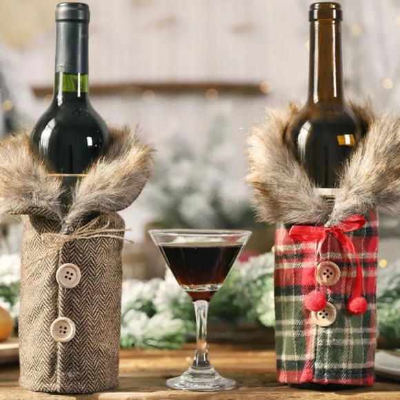 🌲LAST FEW!!!🌲Fur Christmas Winter Bottle Cover - Picture 3 of 8